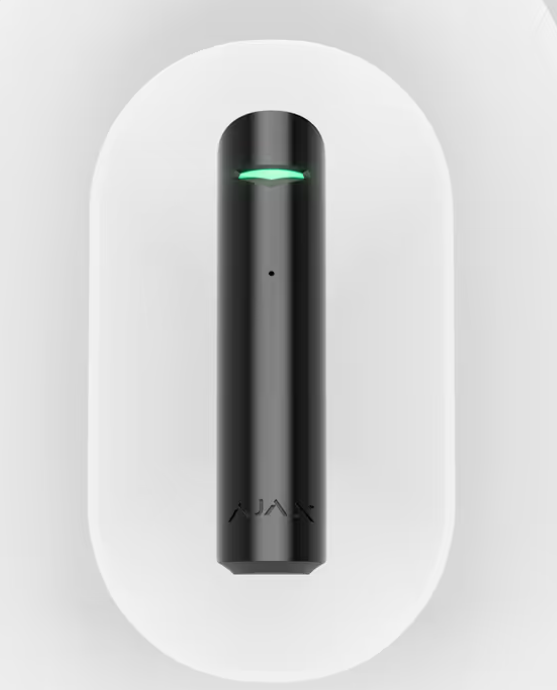 O Ajax GlassProtect é um detector de quebra de vidro sem fios, desenvolvido para reforçar a proteção de janelas e superfícies envidraçadas contra tentativas de intrusão. Compatível com sistemas de alarme Ajax, opera através da tecnologia 868MHz Jeweller, garantindo comunicação segura e estável.