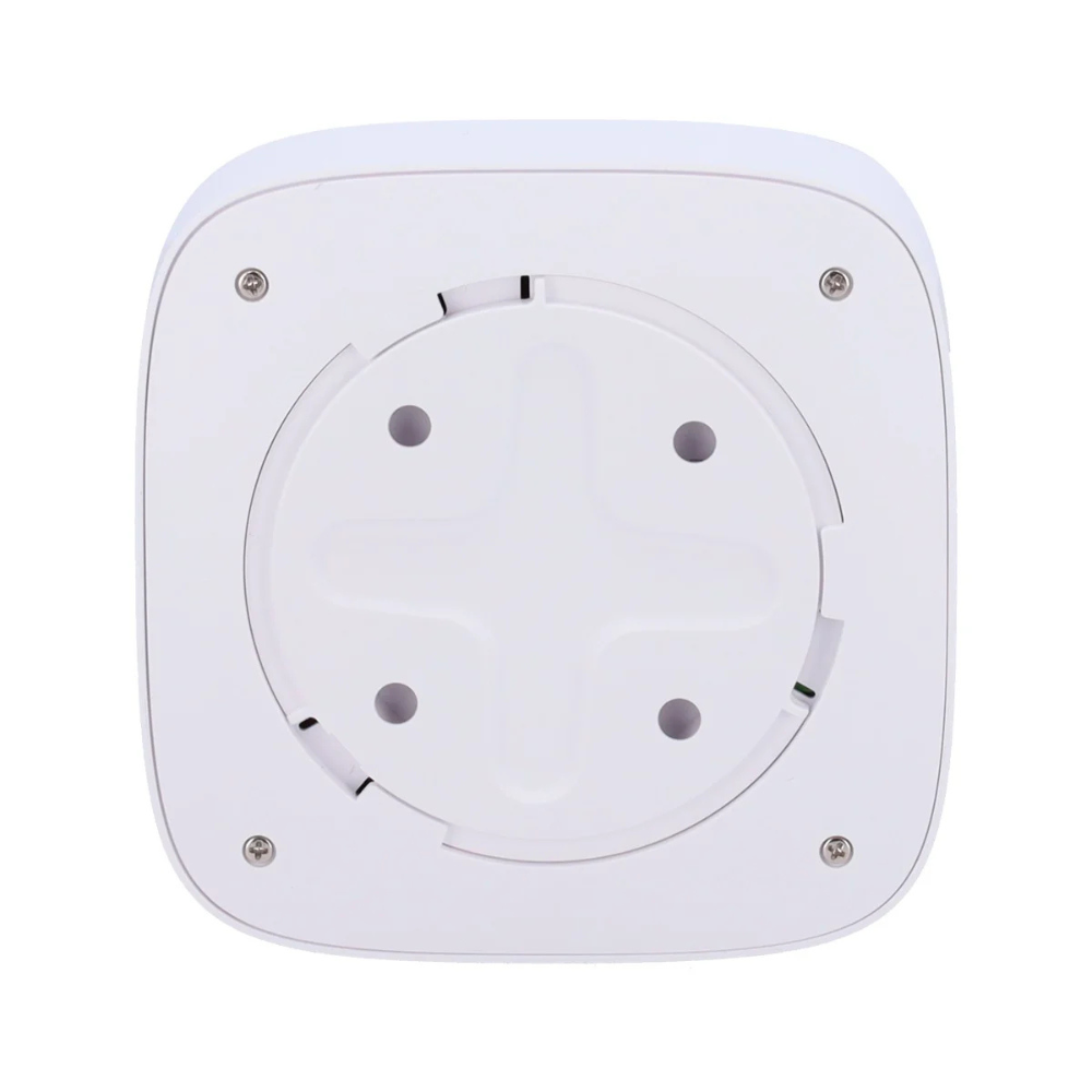 O FireProtect 2 é um detector de nova geração, desenvolvido para garantir a máxima segurança contra incêndios em habitações. A sua câmara de fumo exclusiva dispensa limpezas frequentes, o sensor de duplo espectro distingue fumo de vapor, o termístor reage rapidamente à combustão de materiais sintéticos e o software avançado reduz drasticamente os alarmes falsos. Com um design elegante, instalação simples e configuração intuitiva através da aplicação, o processo de montagem é rápido e eficaz. Tudo de acordo