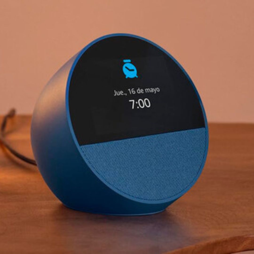 O Echo Spot é um despertador inteligente com Alexa e som de alta qualidade. Ideal para música e controle de dispositivos inteligentes. Compra já em Smartify.pt.