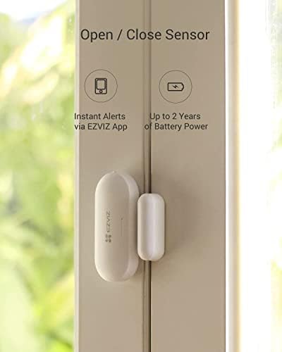 O EZVIZ T2C é um sensor compacto de abertura e fecho que verifica as tuas portas e janelas em tempo real. Se alguém tentar forçar a entrada, recebes um alerta imediato no telemóvel e ouves um alarme sonoro. Instalação simples com fita adesiva, sem fios nem ferramentas.