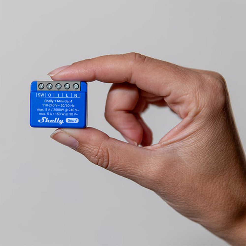 Shelly 1 Mini Gen4 é um módulo inteligente versátil para controlo remoto de interruptores ou portões de garagem, com WiFi, Bluetooth e Zigbee.