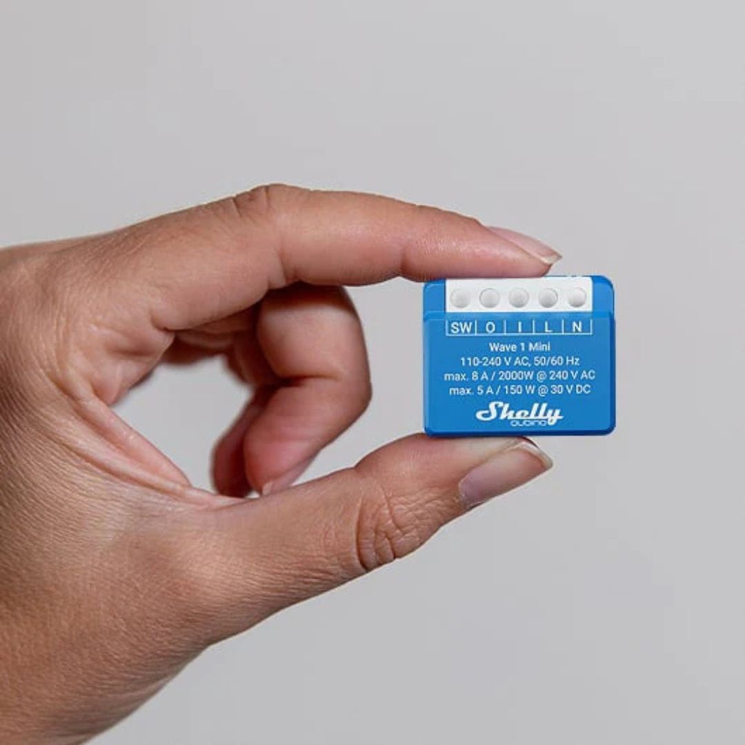 Transforma qualquer dispositivo num aparelho inteligente e controla-o remotamente com este módulo compacto e eficiente. Compatível com SmartStart e hubs Z-Wave.