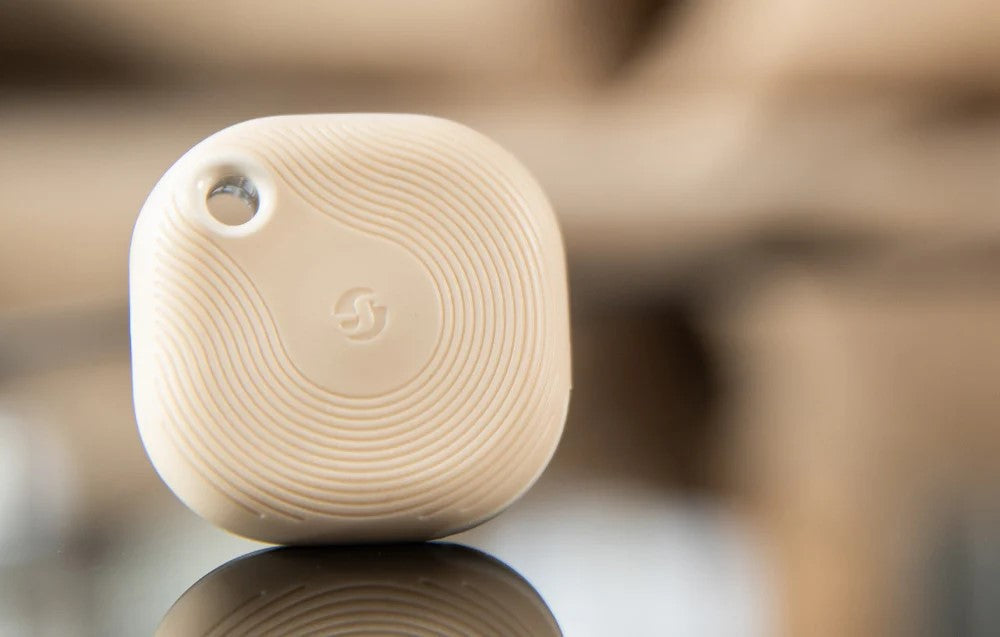 O Shelly BLU Button Tough 1 ZB é um botão inteligente portátil e resistente, desenvolvido para ativar dispositivos, cenas e automatizações de forma simples e imediata, sem necessidade de smartphone.