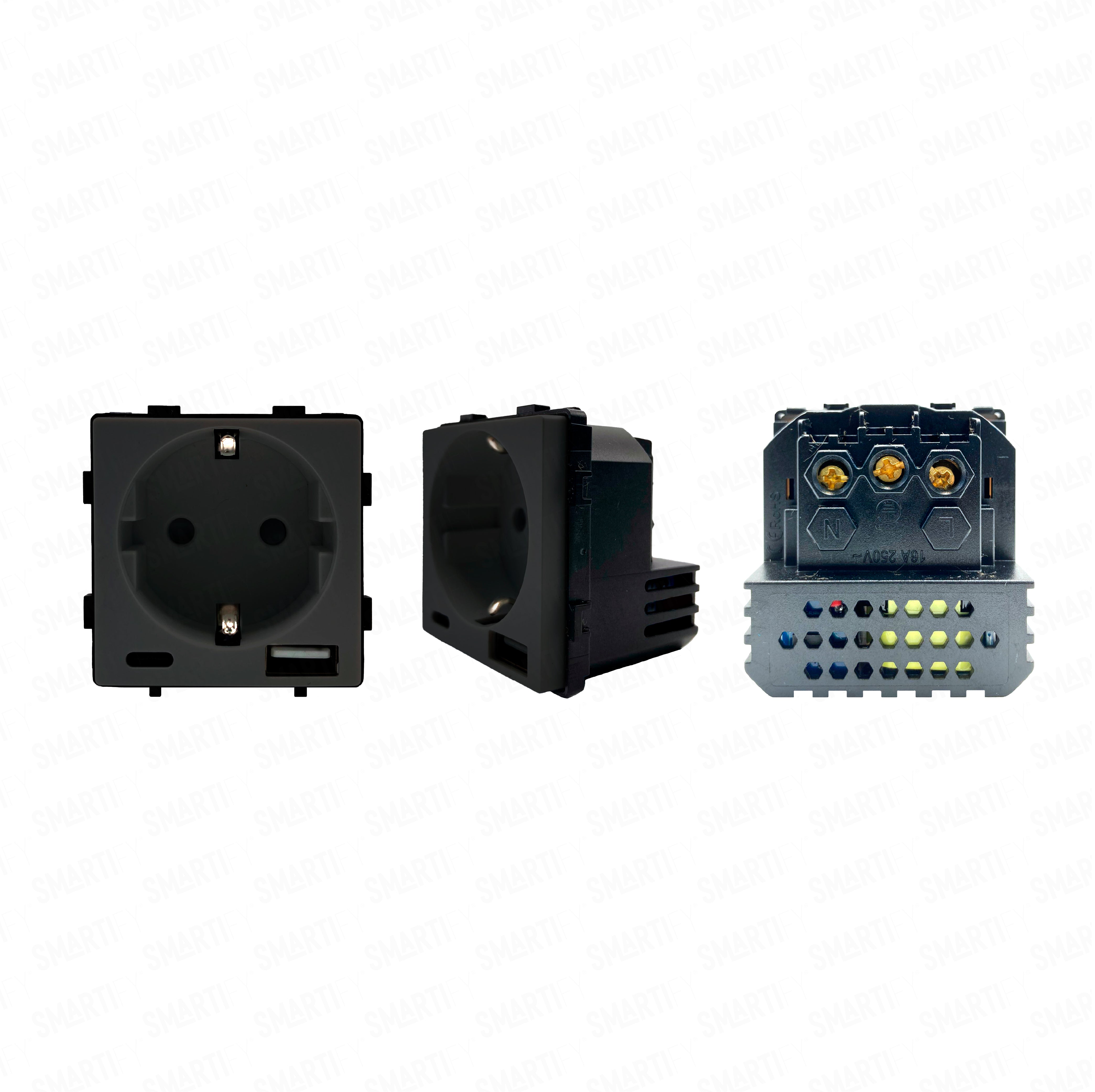 Smartify Módulo Tomada com USB-A e USB–C preto - imagem exibindo três ângulos do dispositivo, destacando seu design compacto.