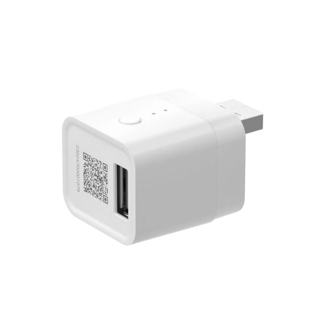 O adaptador USB Sonoff ZBMicro Zigbee 3.0 permite controlar remotamente dispositivos USB, com suporte para até 36W de potência e ampliação de sinal.
