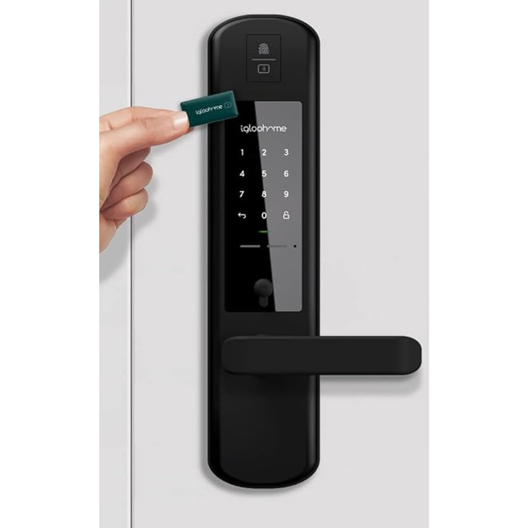 Fechadura Wooden Door Mortise2 plus Igloohome: Usar cartão rfid igloohome para abrir porta.