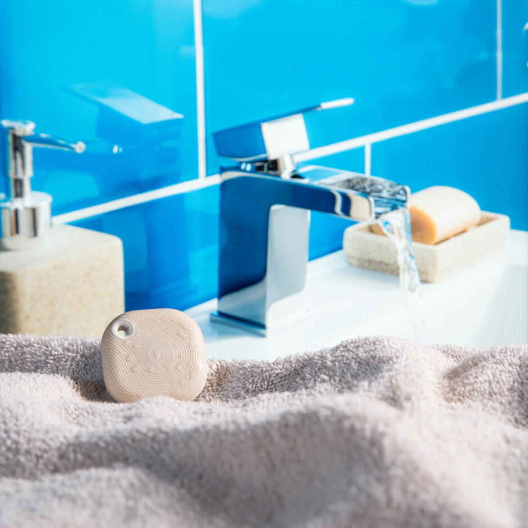 Shelly Blu Button Tough 1: resistente a agua e design que combina com qualquer decoração.