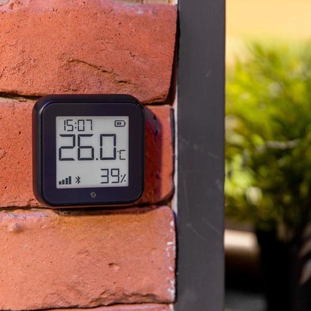 Sensor Shelly: temperatura/humidade, automação via app, novo chip eficiente, conexão USB-C, 4 pilhas AA, montagem na parede, servidor Web, Wi-Fi.