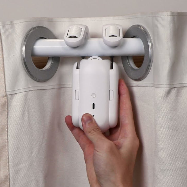 SwitchBot Curtain Rod 2 robô inteligente para cortinas de varão Bluetooth personaliza a velocidade de abertura e fecho através da aplicação SwitchBot.