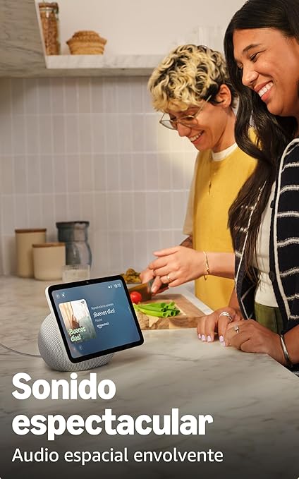 O Amazon Echo Show 8 (última geração) oferece uma experiência ainda mais potente e imersiva, graças ao seu novo ecrã HD de 8,7", agora com 15% mais área útil do que o modelo de 2023.