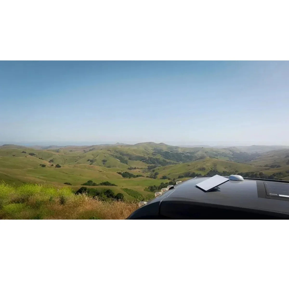 A Starlink Mini é uma solução compacta e portátil de Internet via satélite, ideal para quem necessita de ligação de alta velocidade e baixa latência em qualquer lugar.