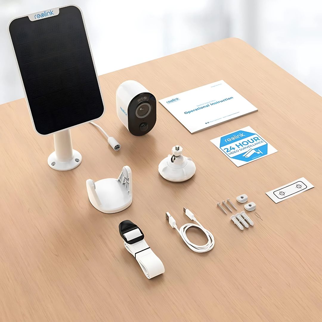 Proteja a sua casa ou empresa com este kit completo, que inclui a câmara Reolink Argus B330 e um painel solar dedicado. Com resolução 2K+ (5MP), visão noturna a cores, deteção inteligente de pessoas e veículos e total independência de fios ou bases, este sistema oferece segurança de última geração com uma instalação simples e flexível.
A bateria recarregável integrada e o painel solar asseguram um funcionamento contínuo e sustentável, mesmo em locais sem acesso à eletricidade.