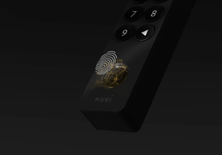 Conheça o Nuki Keypad 2 NFC, um dispositivo de controlo de acesso feito para abrir tua porta de forma rápida e segura, sem necessidade de chave.