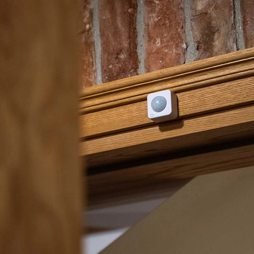 Shelly BLU Motion ZB - Sensor de Movimiento y Luz Zigbee BT 