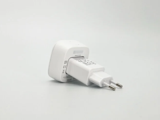 Tedee Bridge: Conecte suas fechaduras Tedee ao Wi-Fi para controle remoto, notificações e integração com sistemas smart home. Fácil instalação!