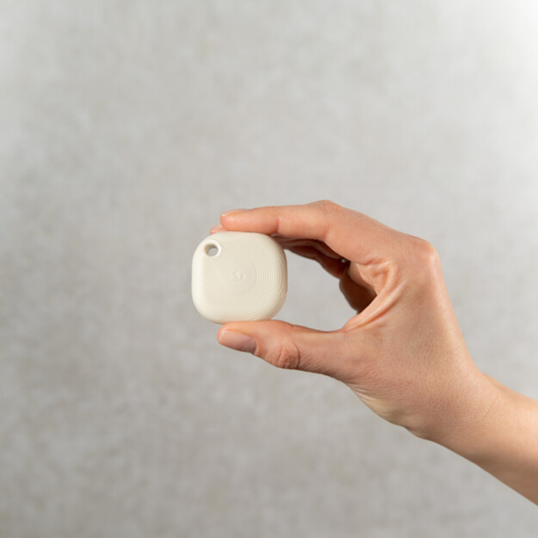 Shelly Blu Button Tough 1: Pequeno e um tamanho ideal para a mão. 