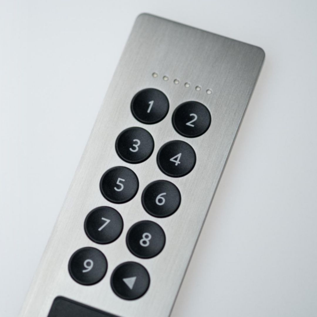 Nuki Keypad 2.0 - Acess your door via Fingerprint or Pin code